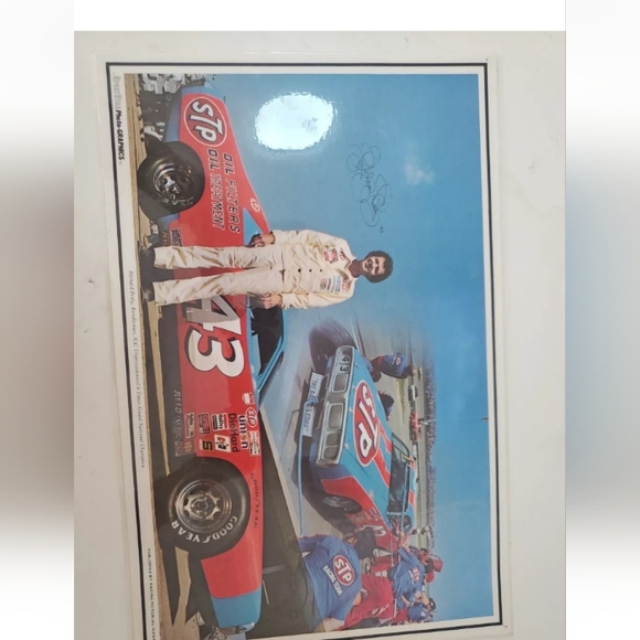 Rare Autographed Richard Petty NASCAR 1977 Picture